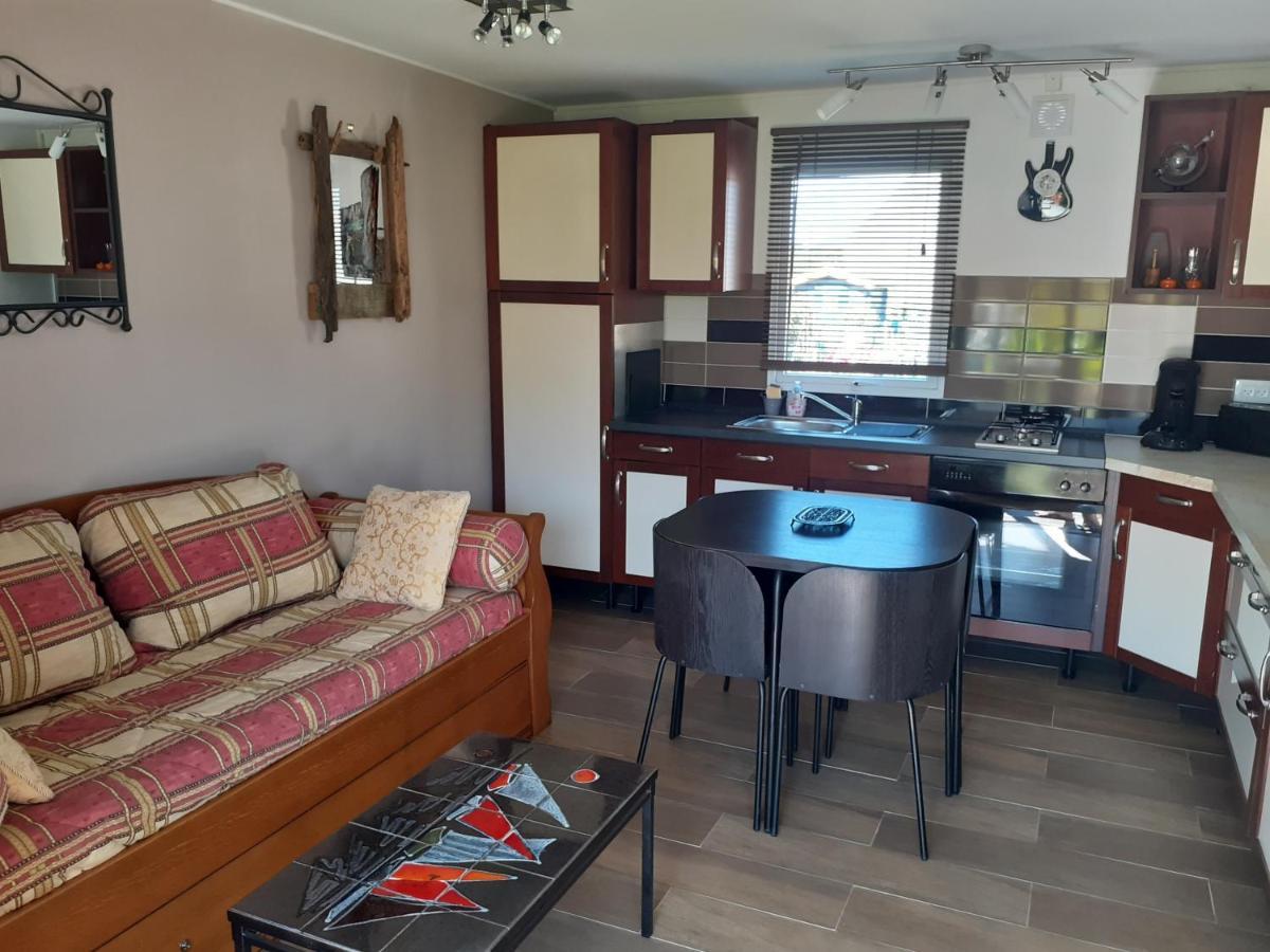 Petite Maison Chalet A 100 M De La Petite Mer De Gavres Riantec ภายนอก รูปภาพ